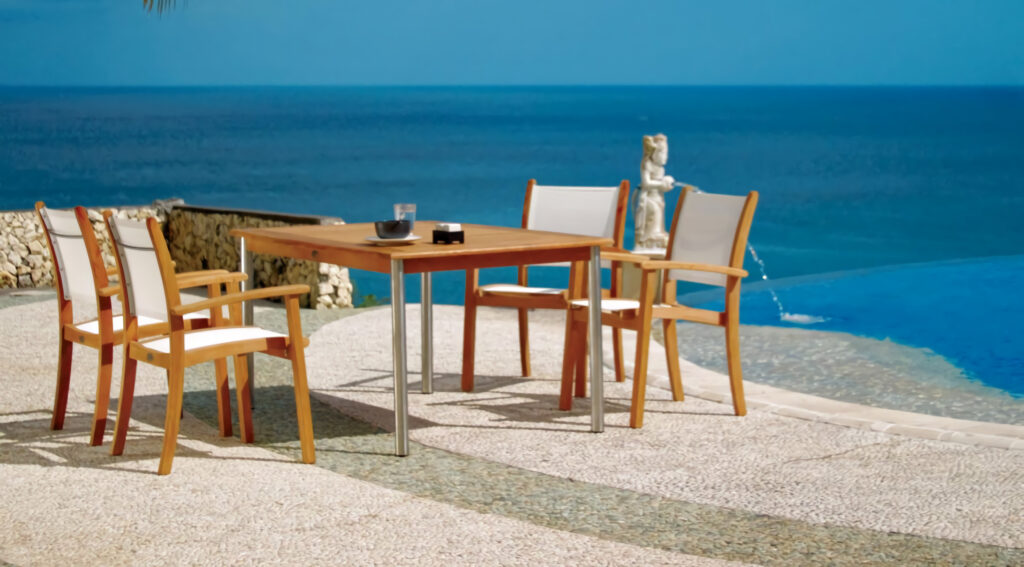 Cruize "Sling" | Outdoor Dining