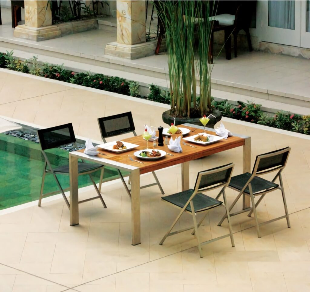 Inoxist "Sling" | Outdoor Dining