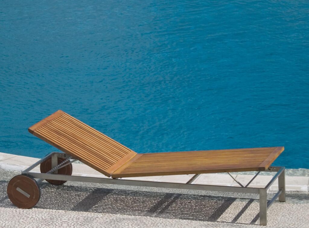 Violette Lounger