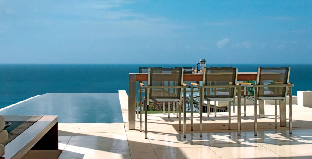 Violette "Sling" | Outdoor Dining
