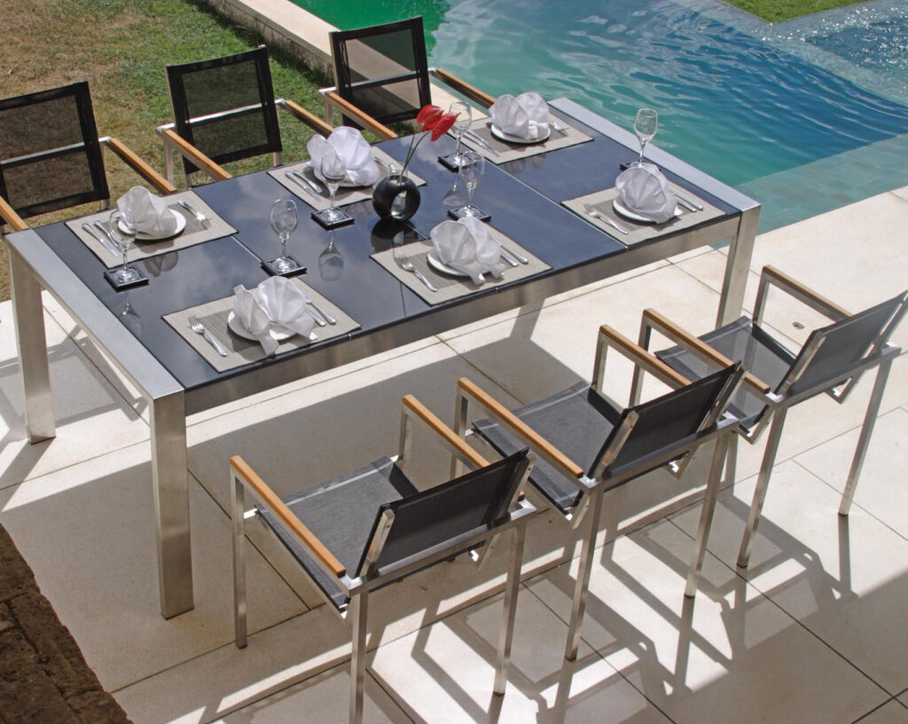 Violette "Sling" | Outdoor Dining