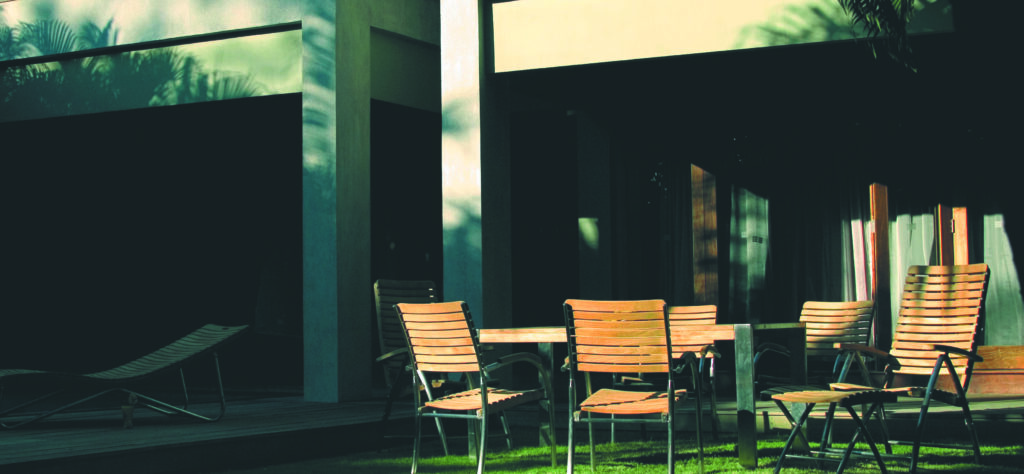 Sun Burst "Teak" | Outdoor Dining