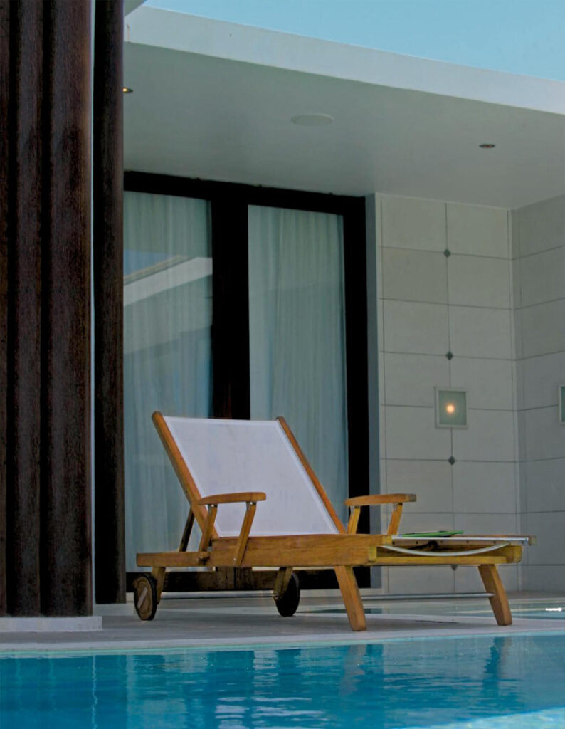 Magna "Sling" | Lounger