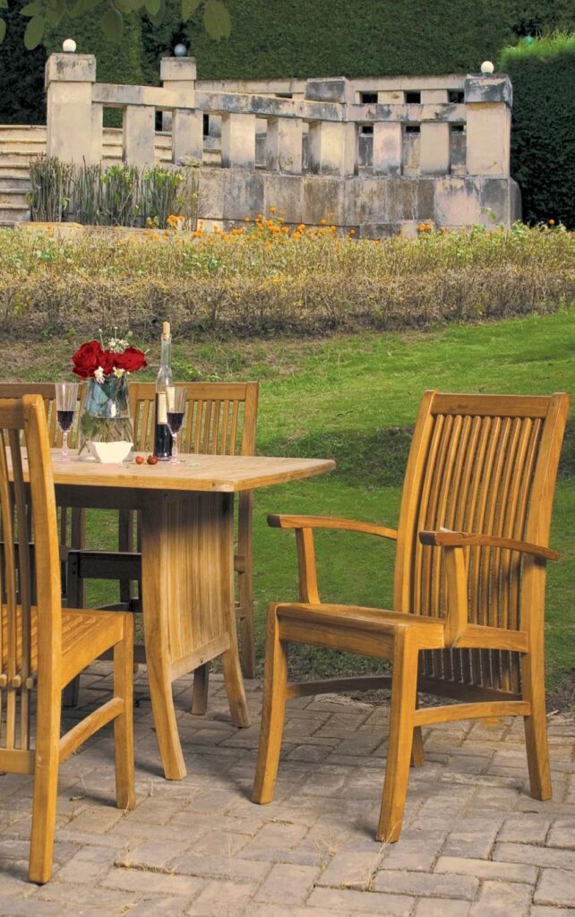 Brownsville "Teak" | Dining
