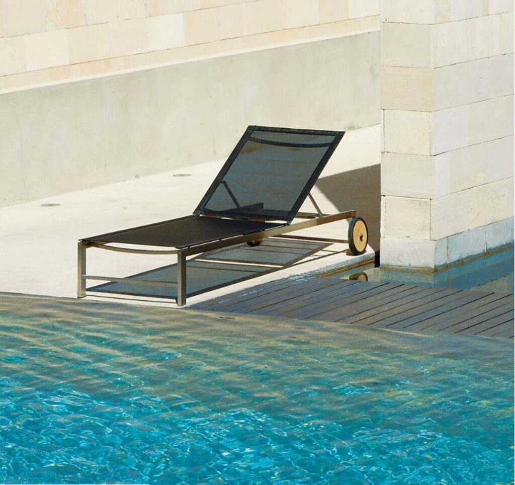 Inoxist "Sling" | Lounger